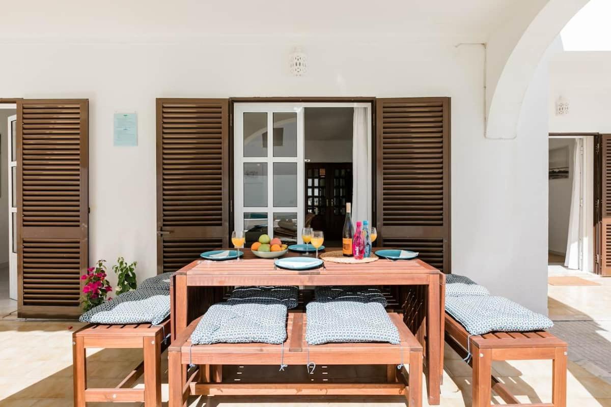 Beachfront Villa With Private Pool In Manta Rota Vila Nova de Cacela Eksteriør billede