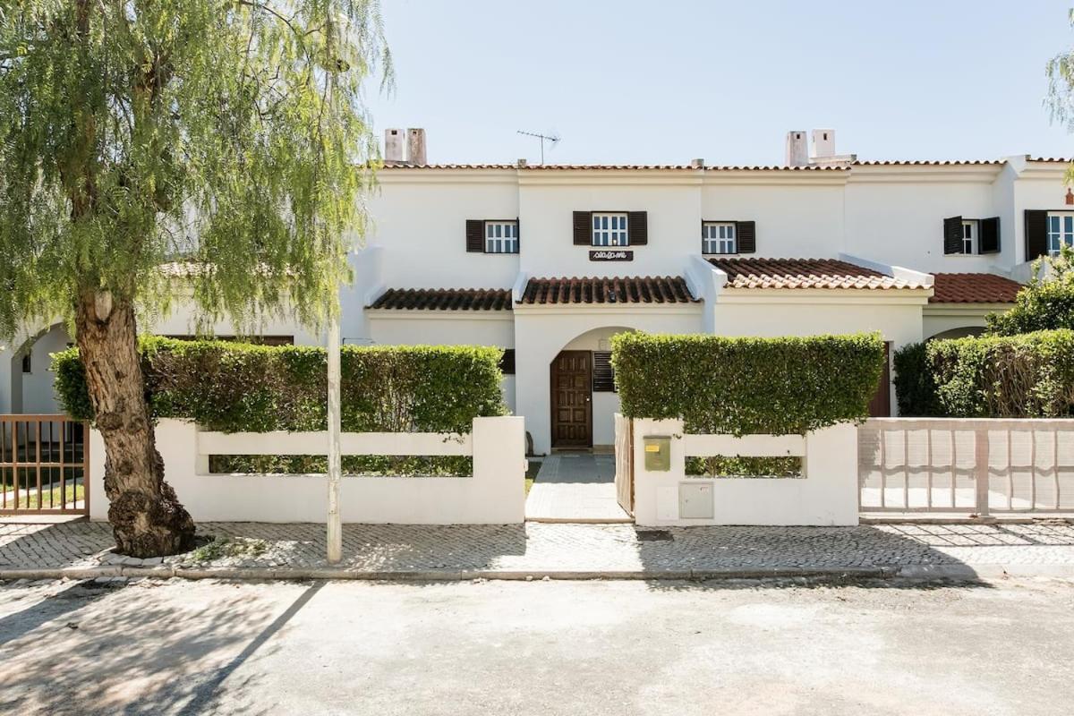 Beachfront Villa With Private Pool In Manta Rota Vila Nova de Cacela Eksteriør billede